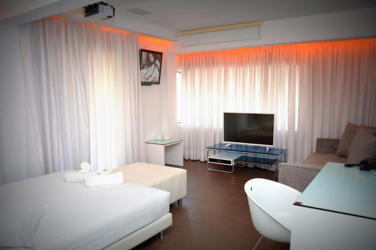 The Silk Hotel Paralía 外观 照片