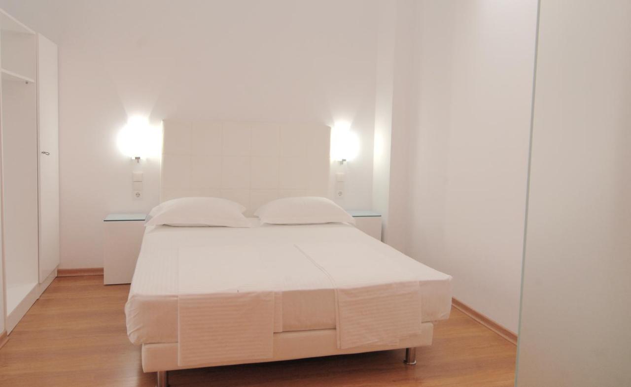 The Silk Hotel Paralía 外观 照片
