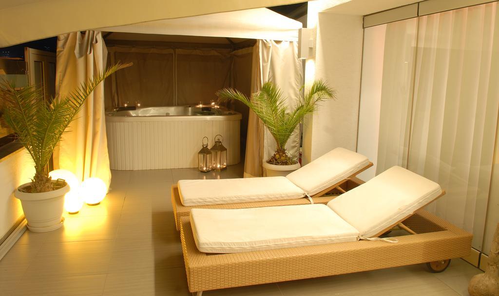The Silk Hotel Paralía 外观 照片